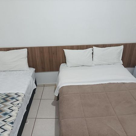 Villa Nova de Resende Hotel Joao Luzia חדר תמונה